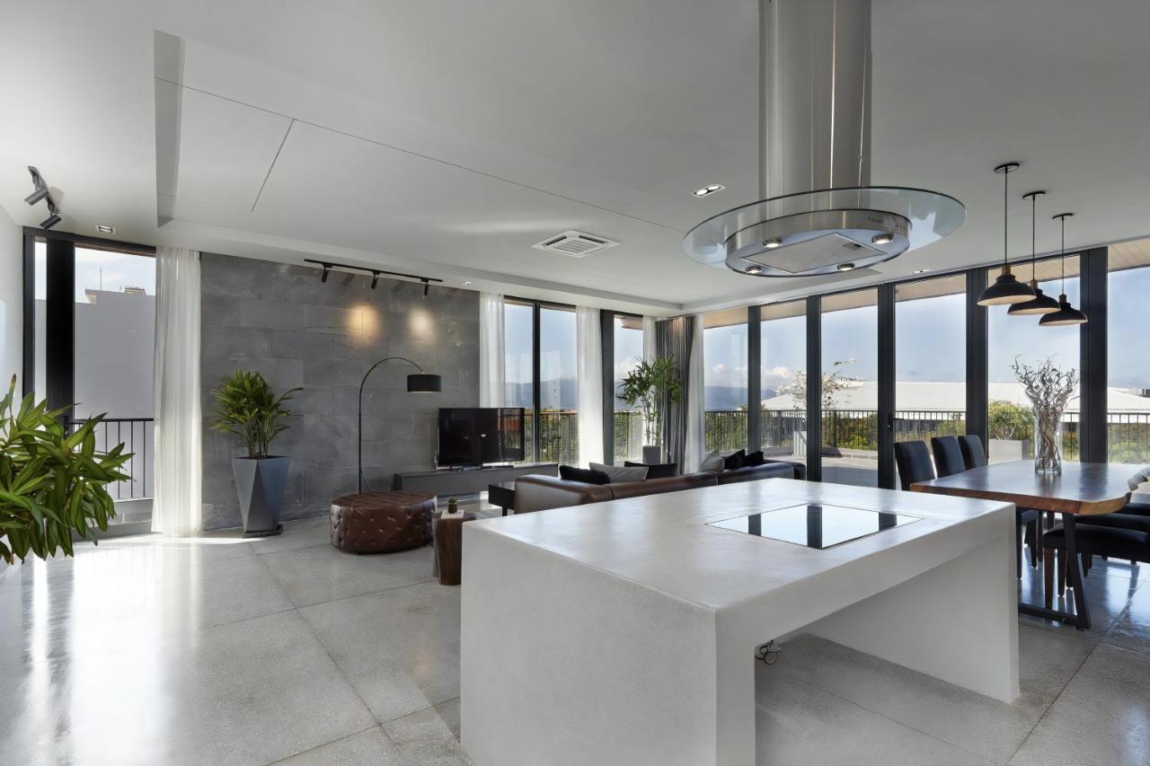 The Sense Apartment - Modern, Near My An Beach Danang Exterior photo