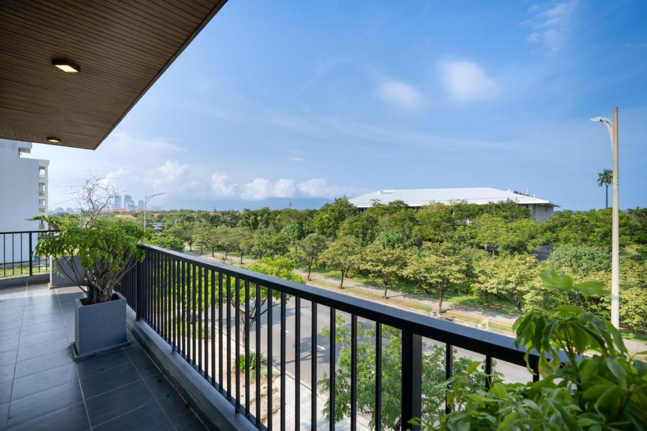 The Sense Apartment - Modern, Near My An Beach Danang Exterior photo