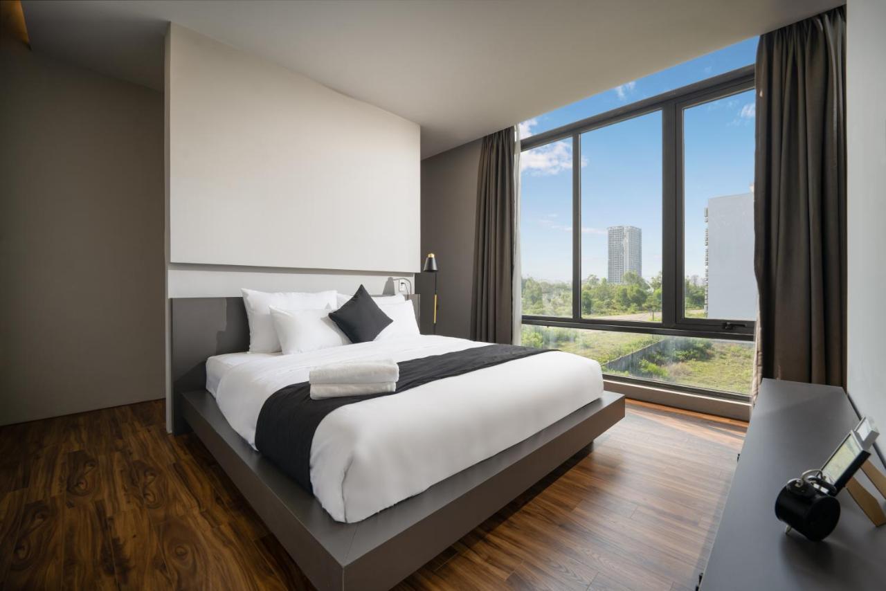 The Sense Apartment - Modern, Near My An Beach Danang Exterior photo